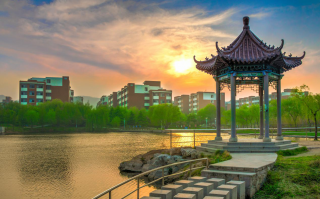 山东科技大学附近景区 山东原实科技：点亮景区夜晚，口碑人气爆升